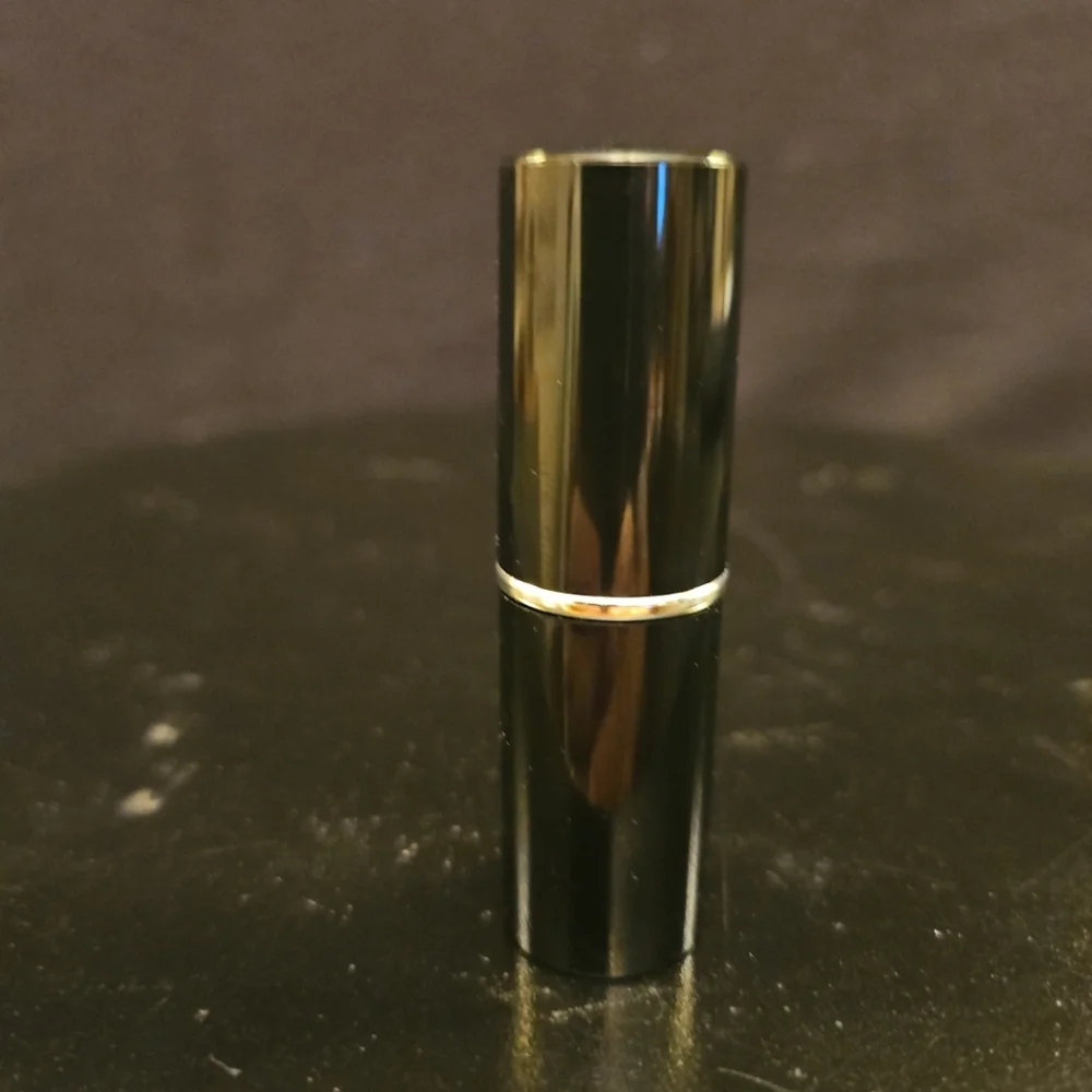 Lancome Color‎ Design ALL DONE UP Cream Lipstick